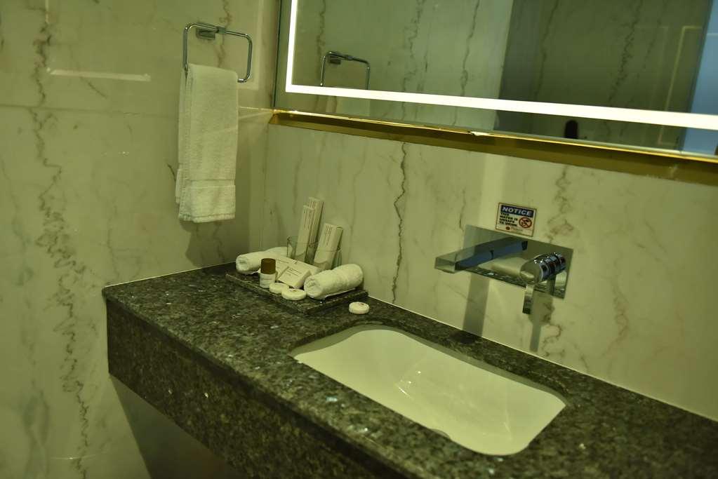 Best Western Premier Islamabad Zimmer foto